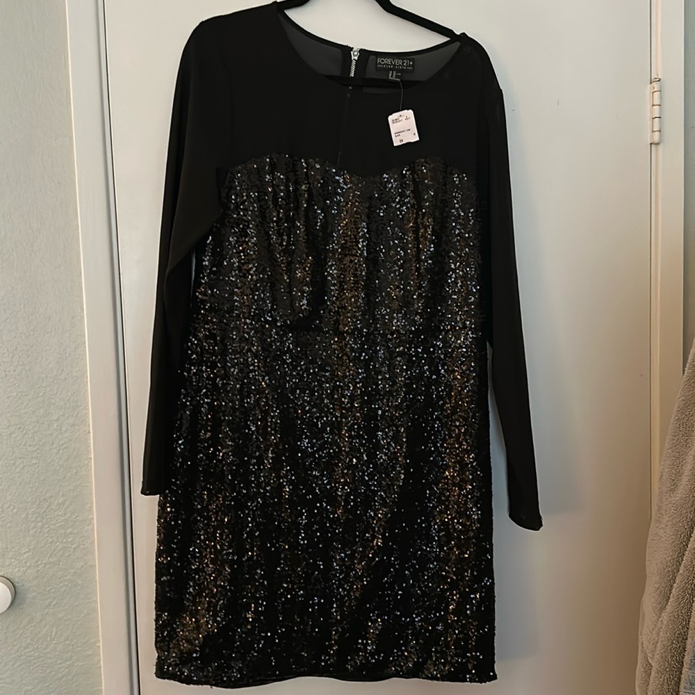 Forever 21 sequin body con dress